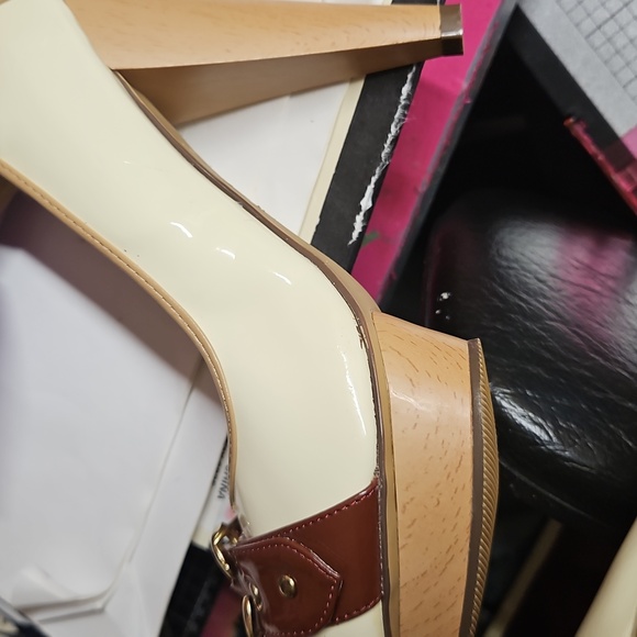 Two-Tone Platform Peep-Toe Pumps with Buckle Detail - Picture 7 of 7